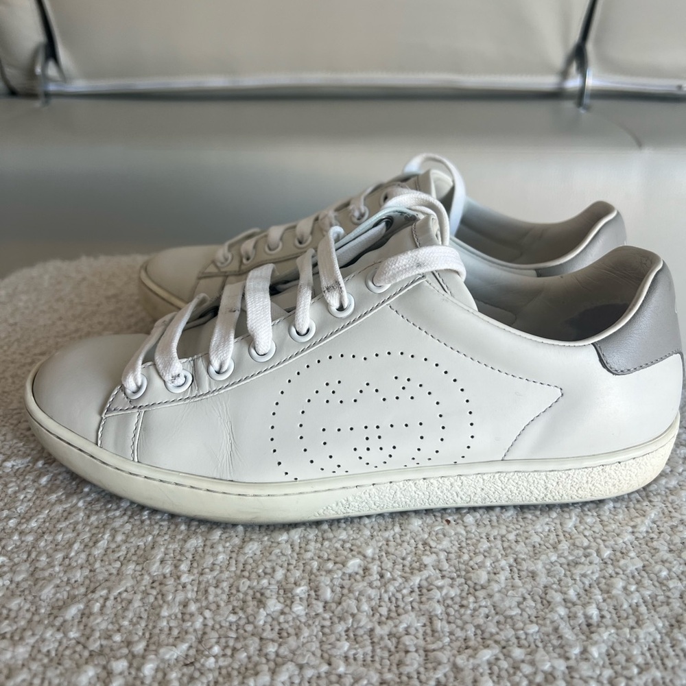 Gucci  White Leather Sneakers Perforated GG